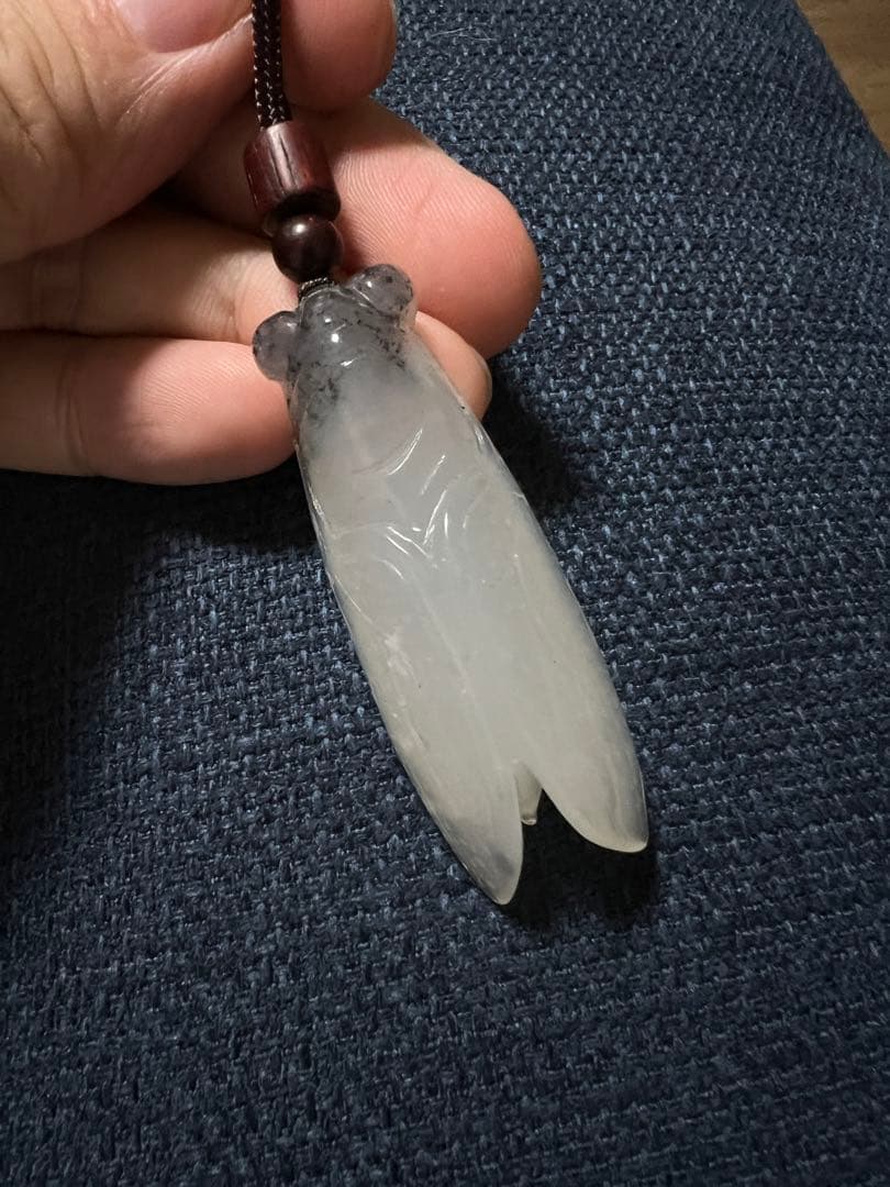 高品質 玉石彫刻 蝉　ペンダント　コレクション 送料無料