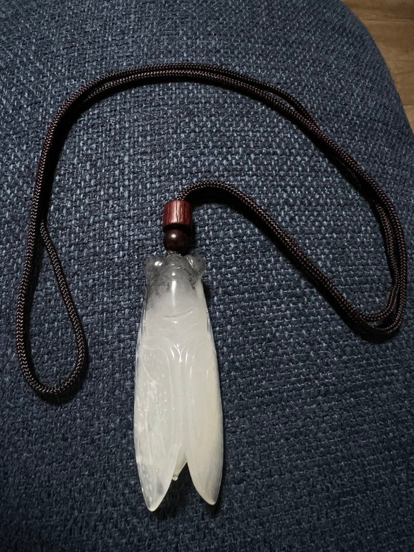 高品質 玉石彫刻 蝉　ペンダント　コレクション 送料無料