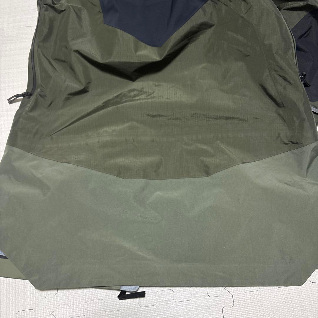 【美品】ピークパフォーマンスバーティカル ゴアテックス プロ　ジャケット