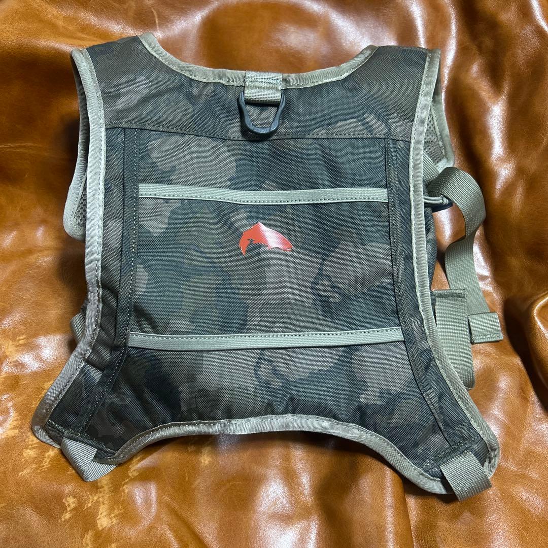 SIMMS カモフラージュ フィッシングベスト