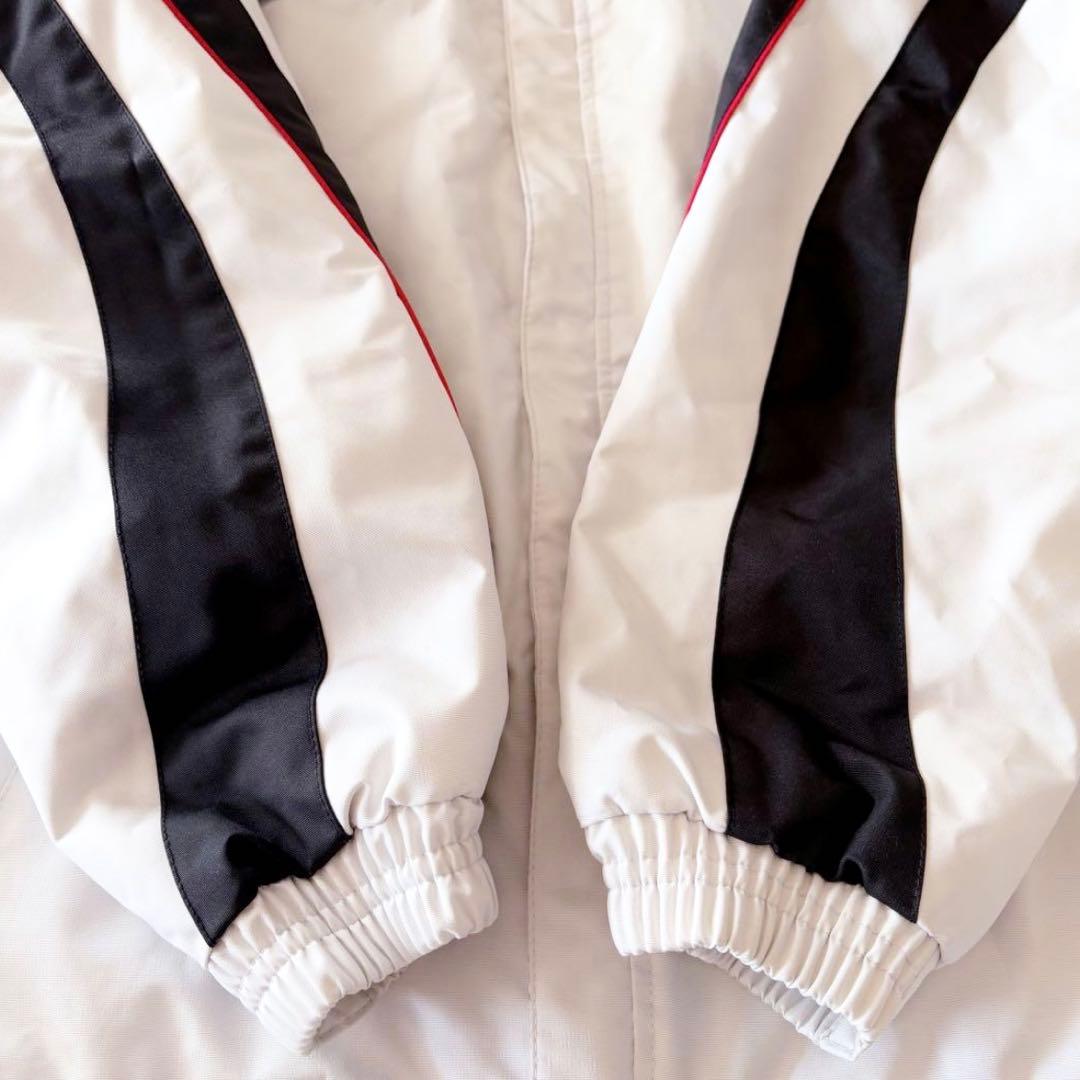 140 150 スキー　スノボ　ホワイト　ブラック　ジュニア スキーウェア 上下