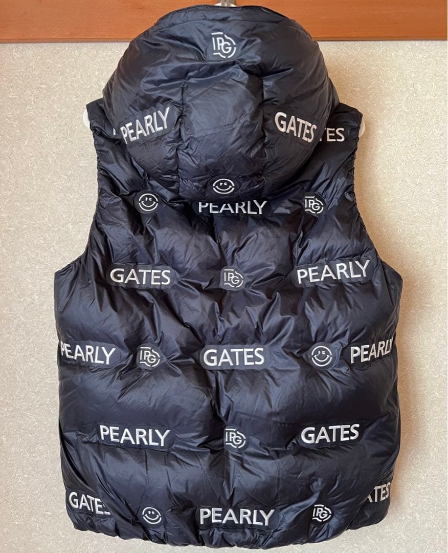 パーリーゲイツ　PEARLY GATES ダウンベスト　フード付き