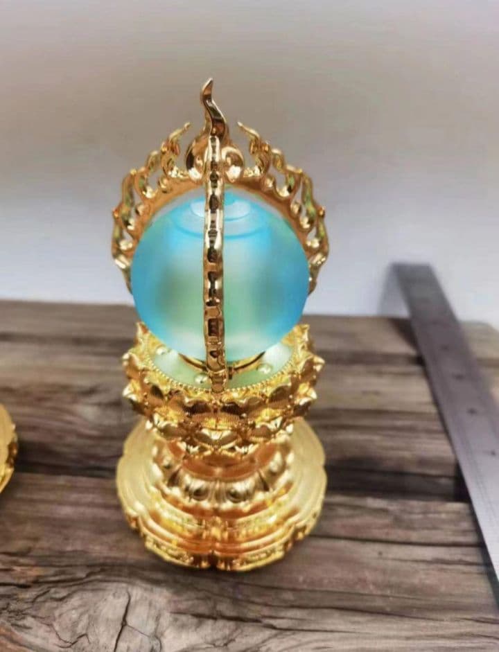 【修縁堂】釈迦如来の宝珠です 銅メッキ 瑠璃を携帯する 法具古美術品
