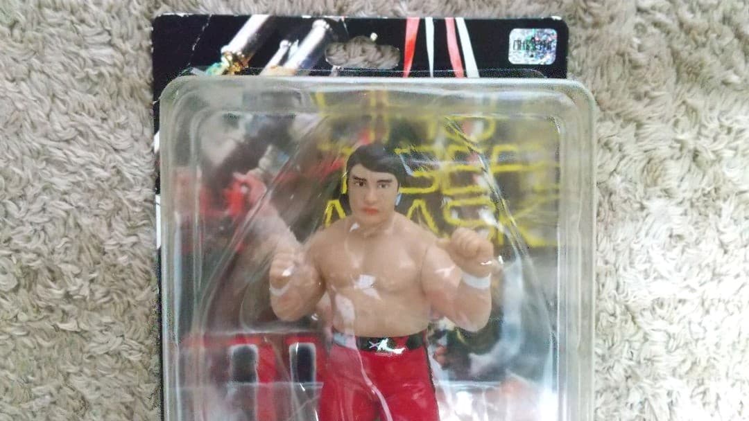 タイガーマスク　プロレスフィギュア