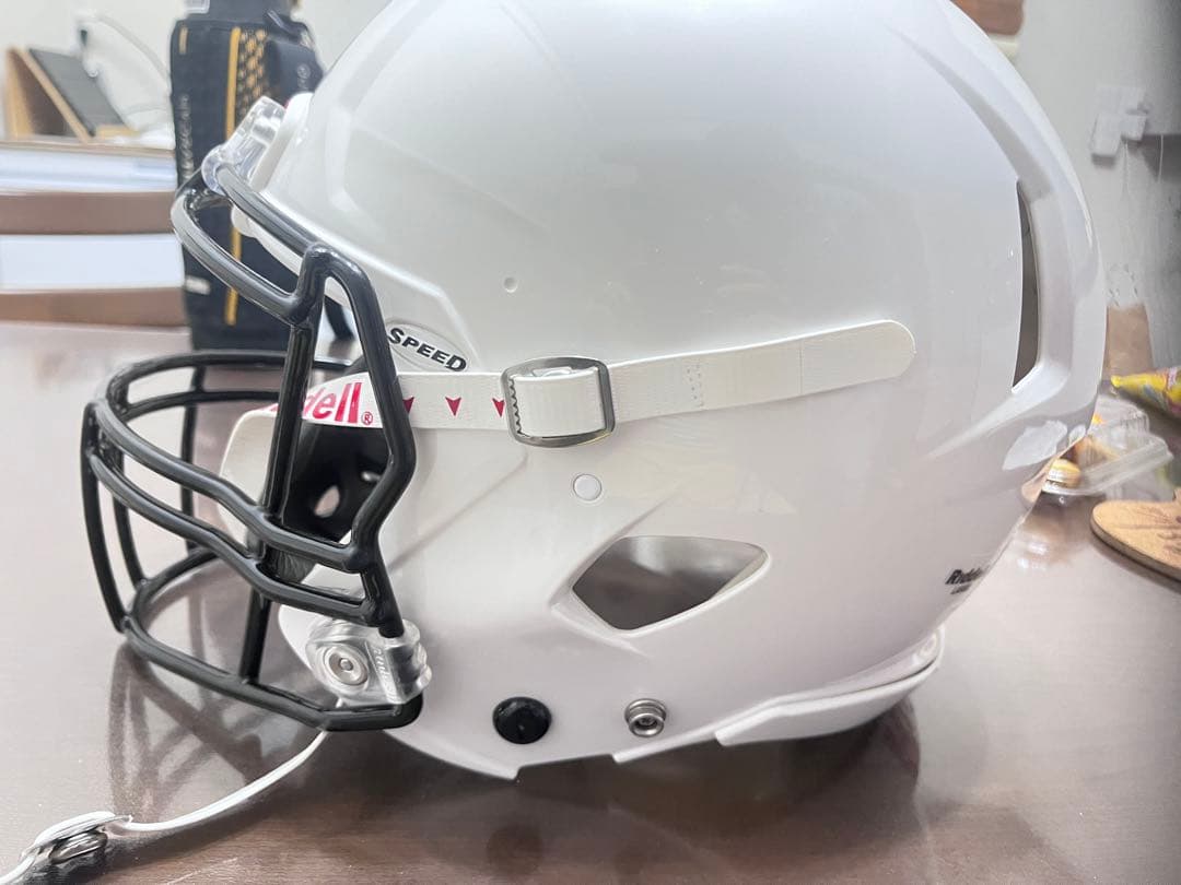 超美品　リデル　ヘルメット　2024年製