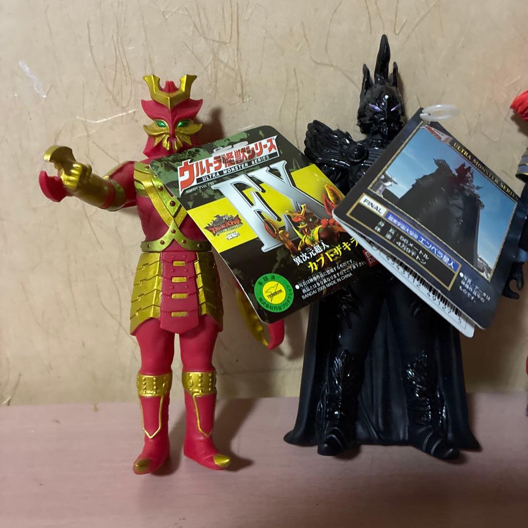 ⭐️タグ付⭐️ウルトラ怪獣　ザムシャー　エンペラー星人　カブトザキラー　フィギュア