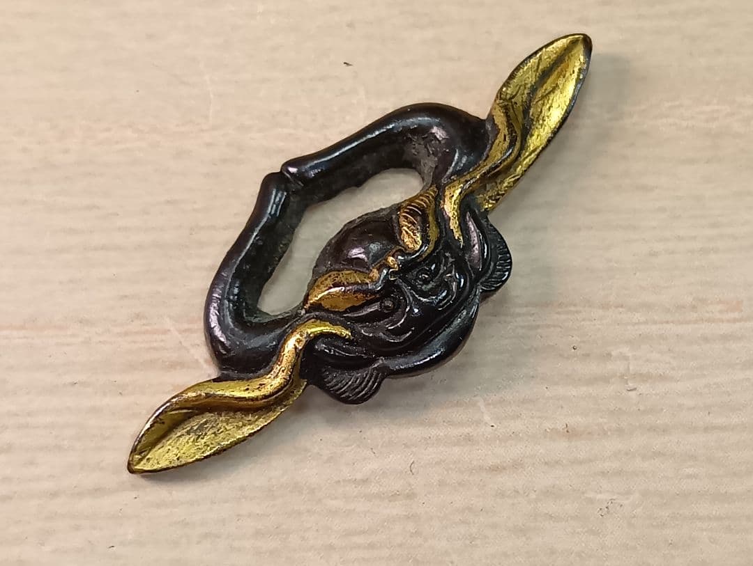 煙草入れ／前金具