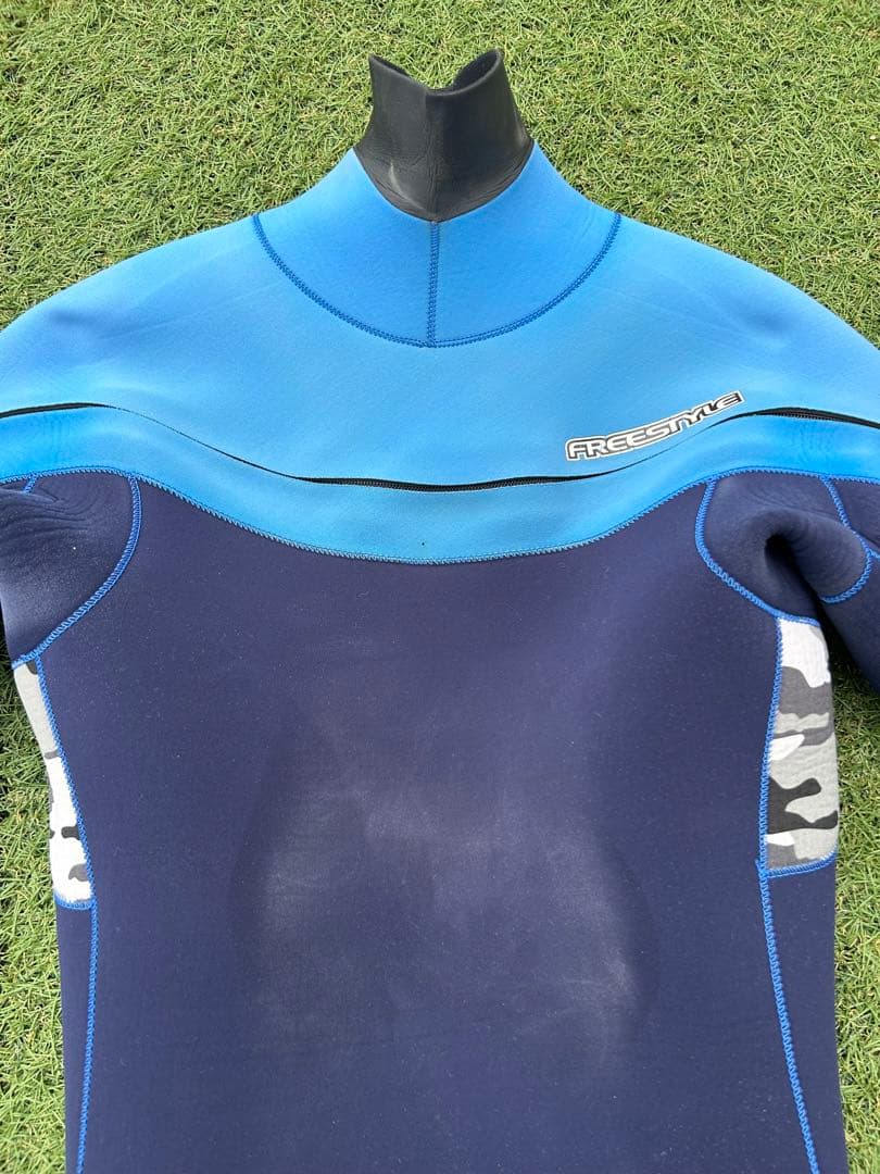 ウェットスーツ セミドライ　5ミリ　裏起毛