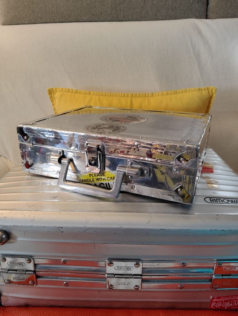 ハンドメイド　アタッシュケース　RIMOWAステッカー付き