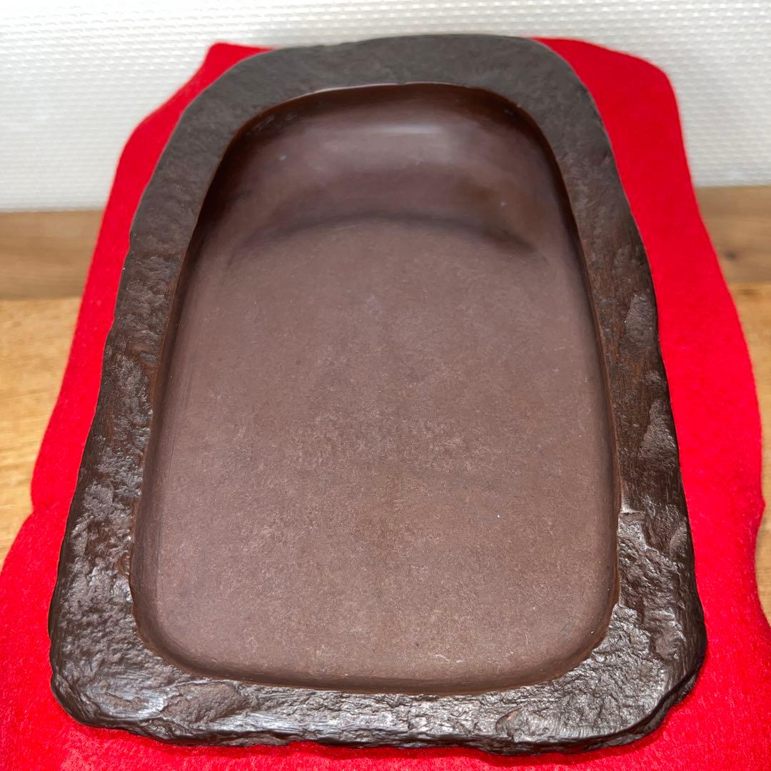 ⭕️赤間硯　野面硯　植野玉泉堂　6寸大　34mmの厚手　墨たっぷり　会津漆塗箱付き