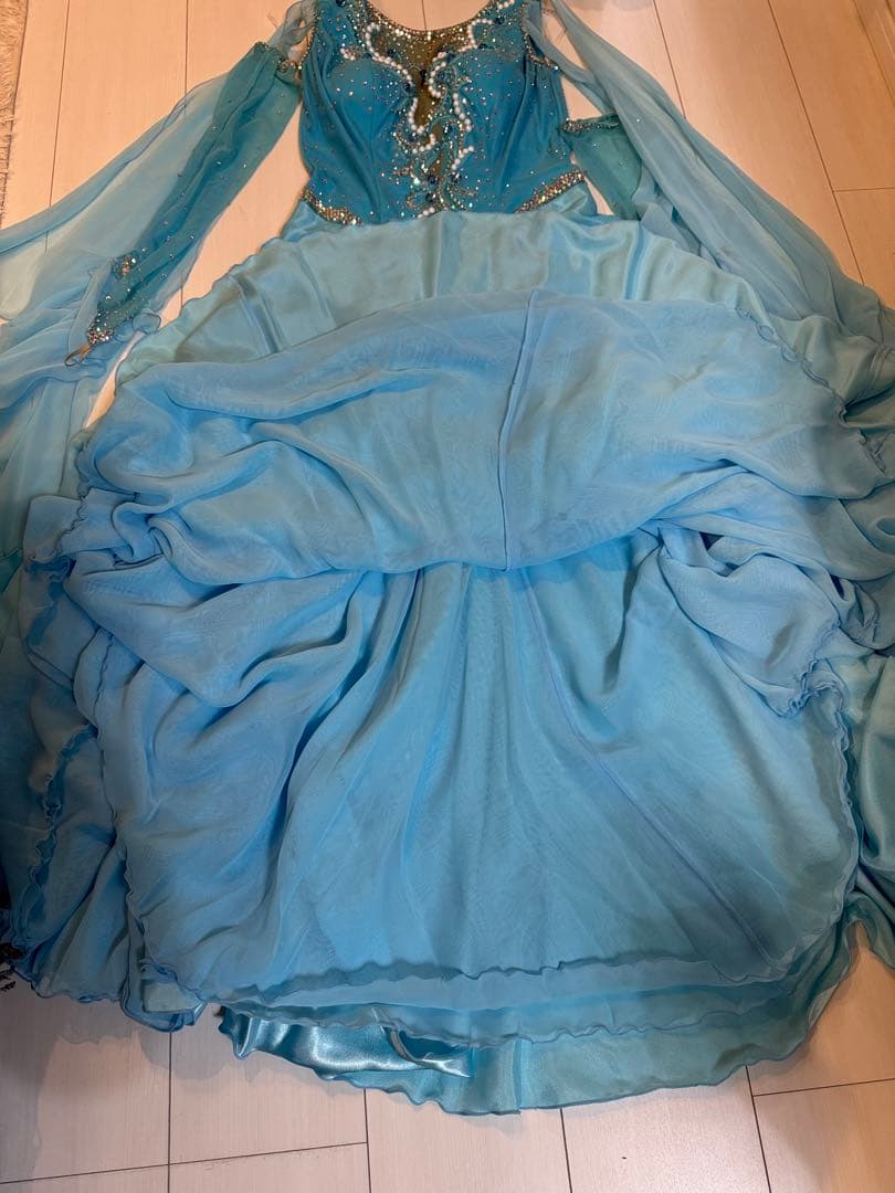 ダンスドレス　水色　(表示サイズＬ)