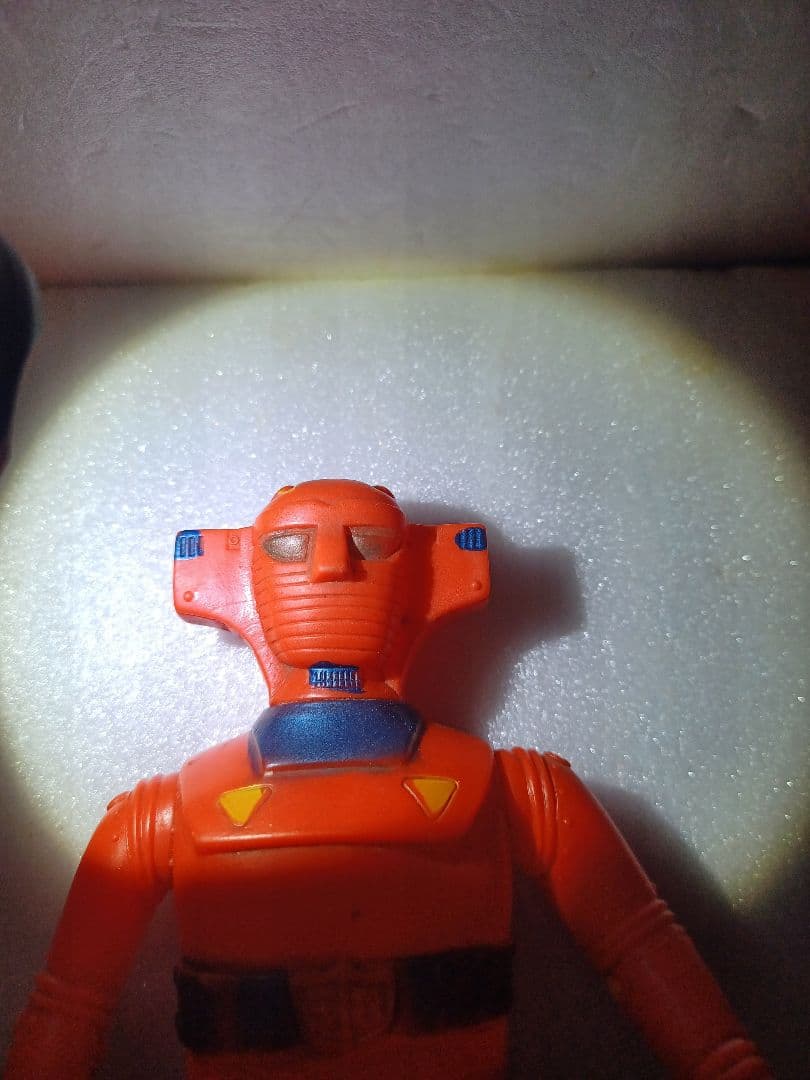 昭和購入物)レッドバロン　ソフビ