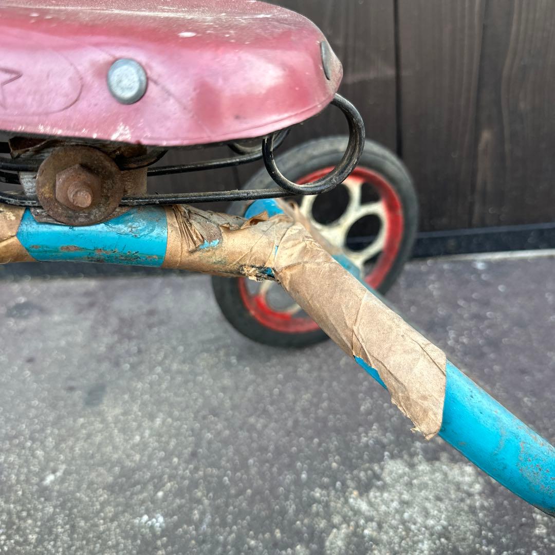 お値下げ‼️蔵から出てきた　アンティーク三輪車　デッドストック