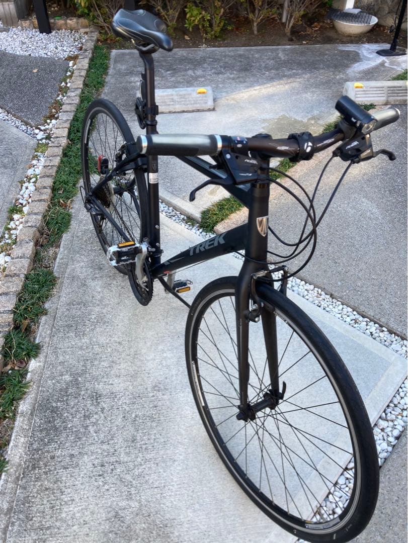 Trek クロスバイク 黒 7.4FX サイズ:20(175-180cm)