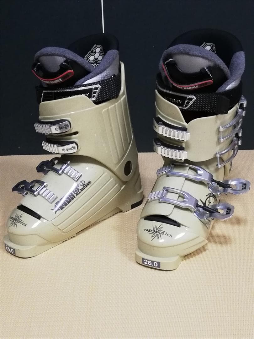 【未使用】Gen Factory Fish スキーブーツ　26㎝