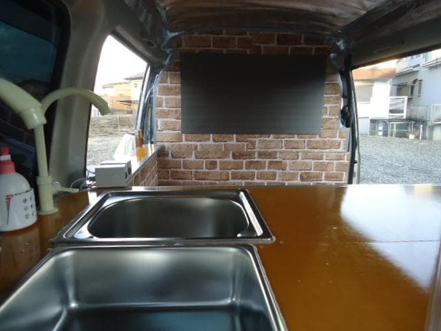 移動販売車の製作　キッチンカー用のパーツ一式と取付で25万円　サンバー限定