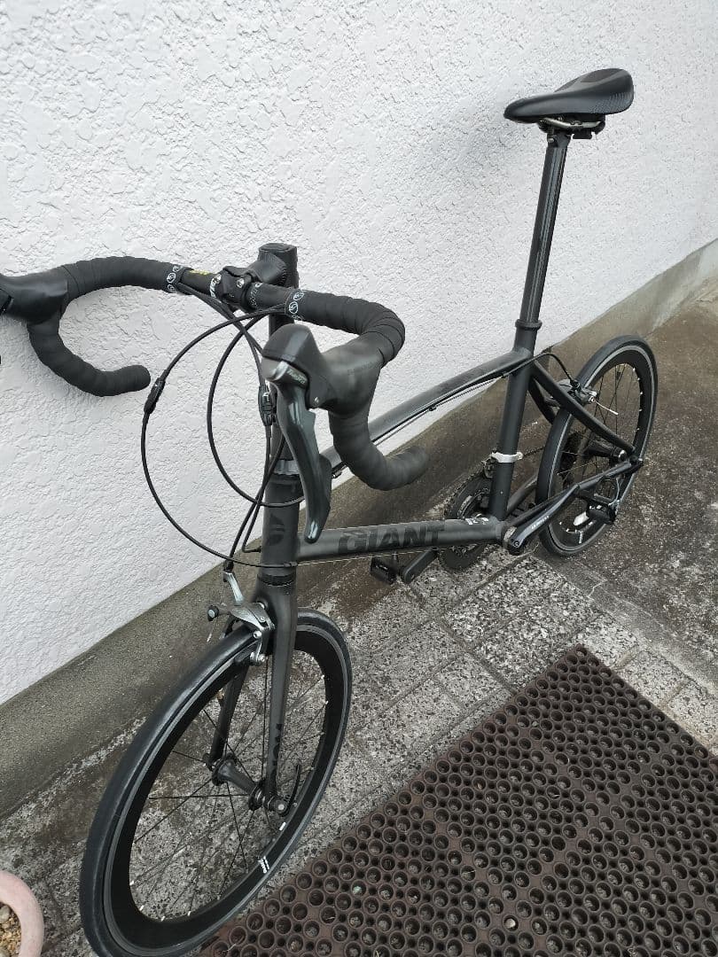 ◆送料無料◆Giant idiom0◆2016年式 マットブラック◆ミニベロ