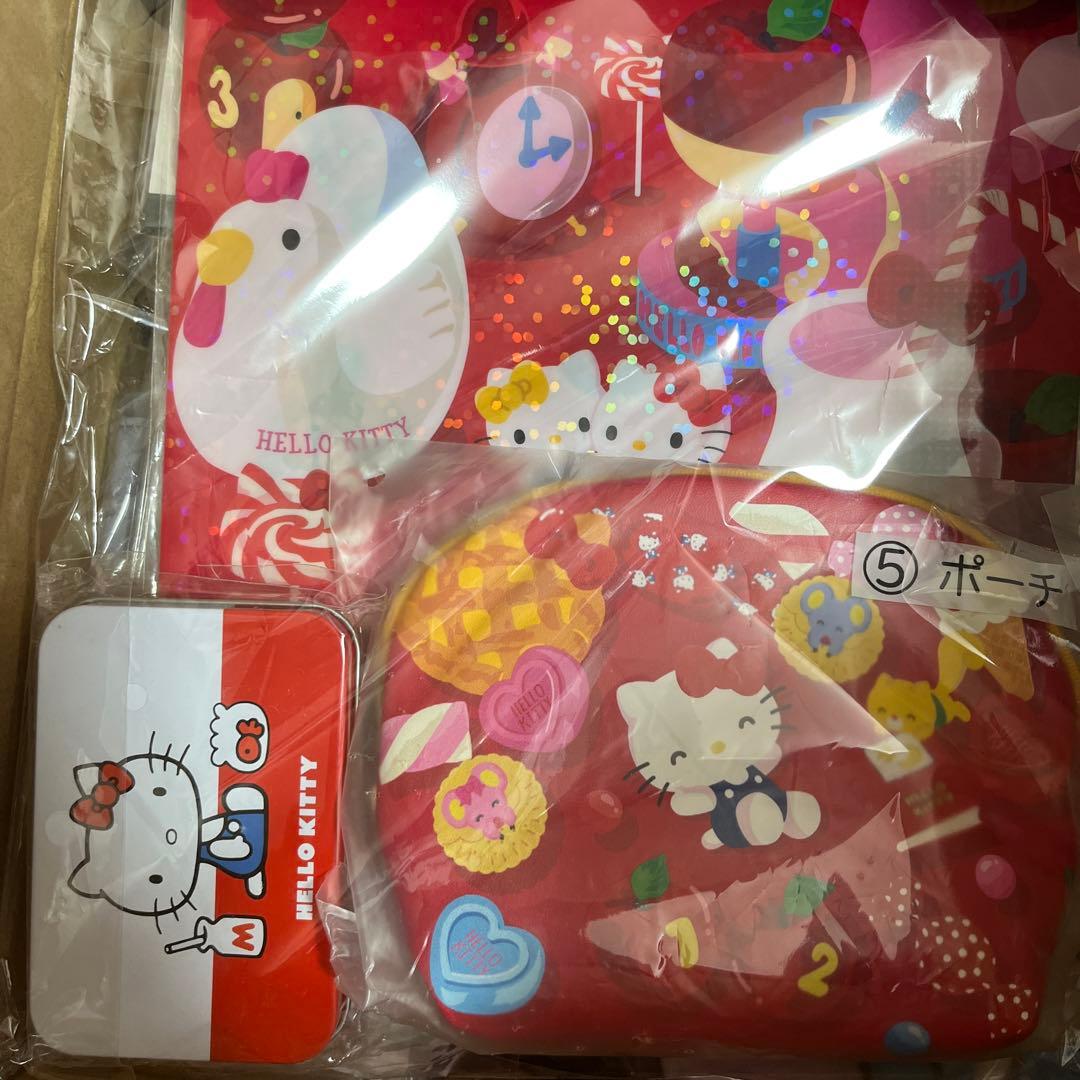 ハローキティ スイーツポーチ缶ケース付き