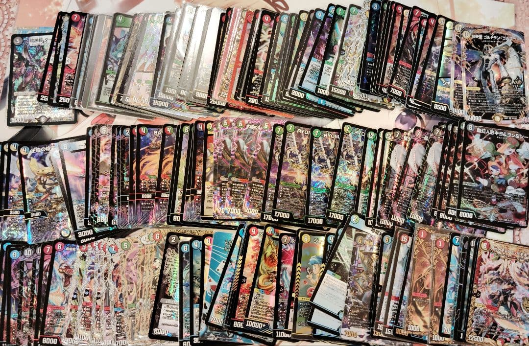 パ*ダ様 デュエマ　光り物　まとめ売り