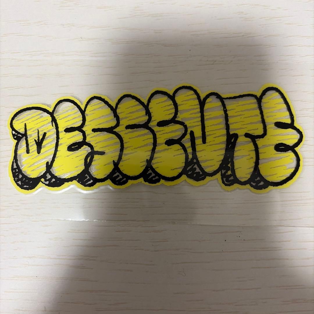 JJJJound DESCENTE 限定　ステッカー