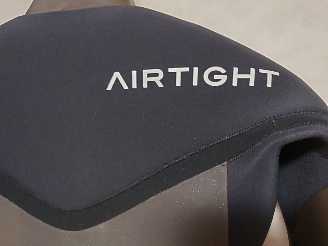 新品 ウェットスーツ セミドライ エアータイト 3X3mm ムラサキスポーツ