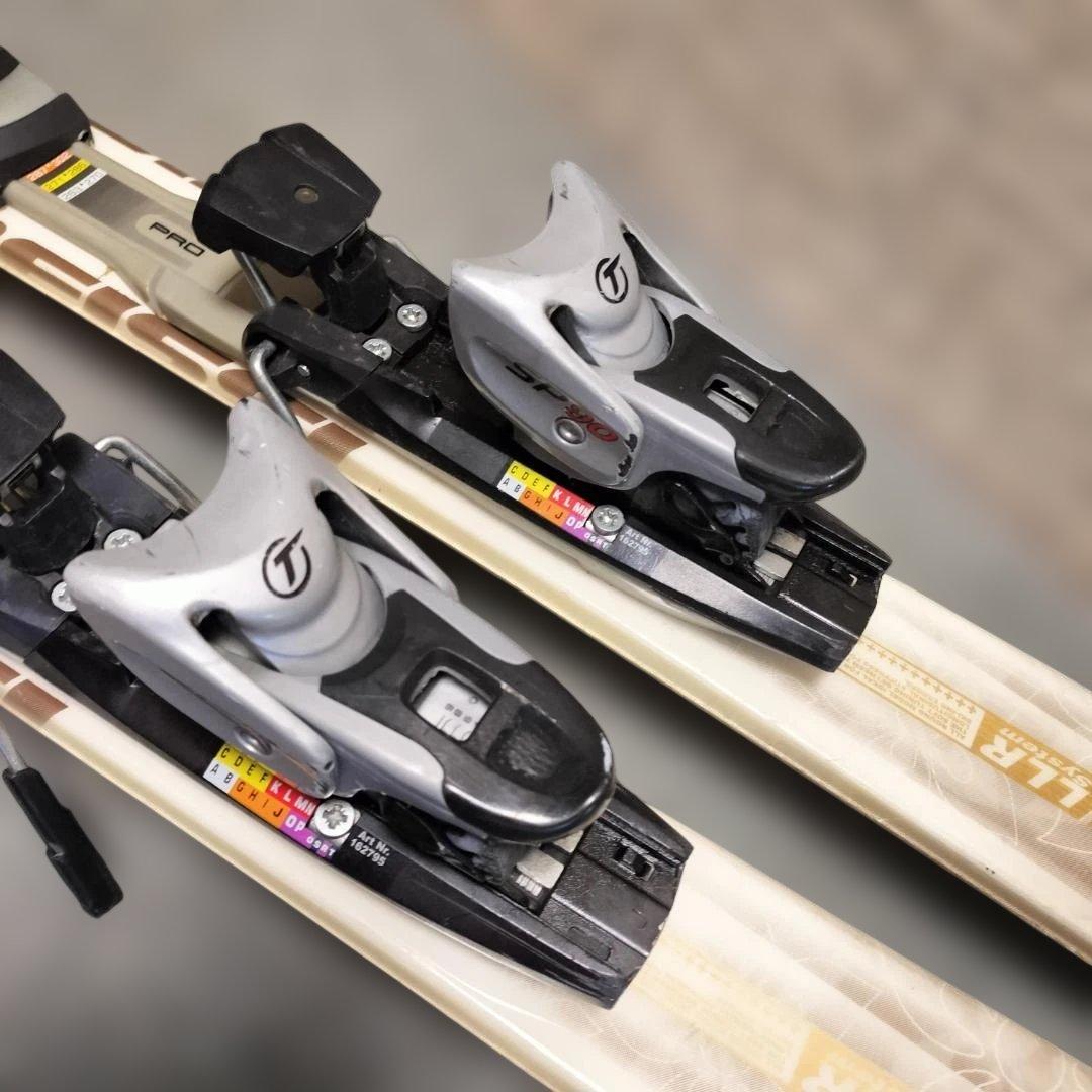 KNEISSL（クナイスル）Florence 153cm レディース スキー