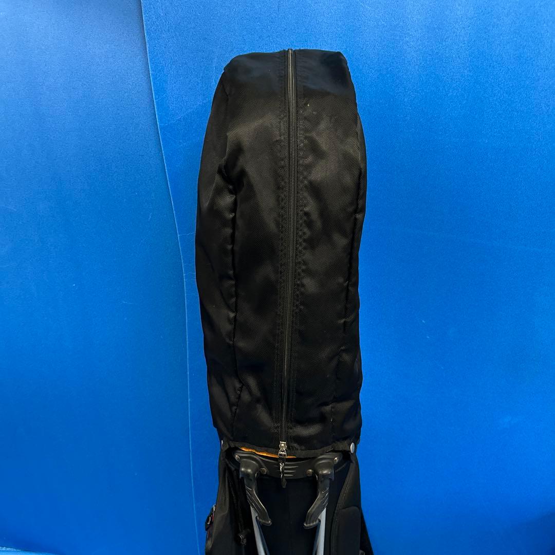 TaylorMadeスタンド式キャディーバッグ