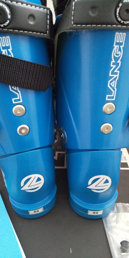 LANGE RS 130 子ども用スキーブーツ 22