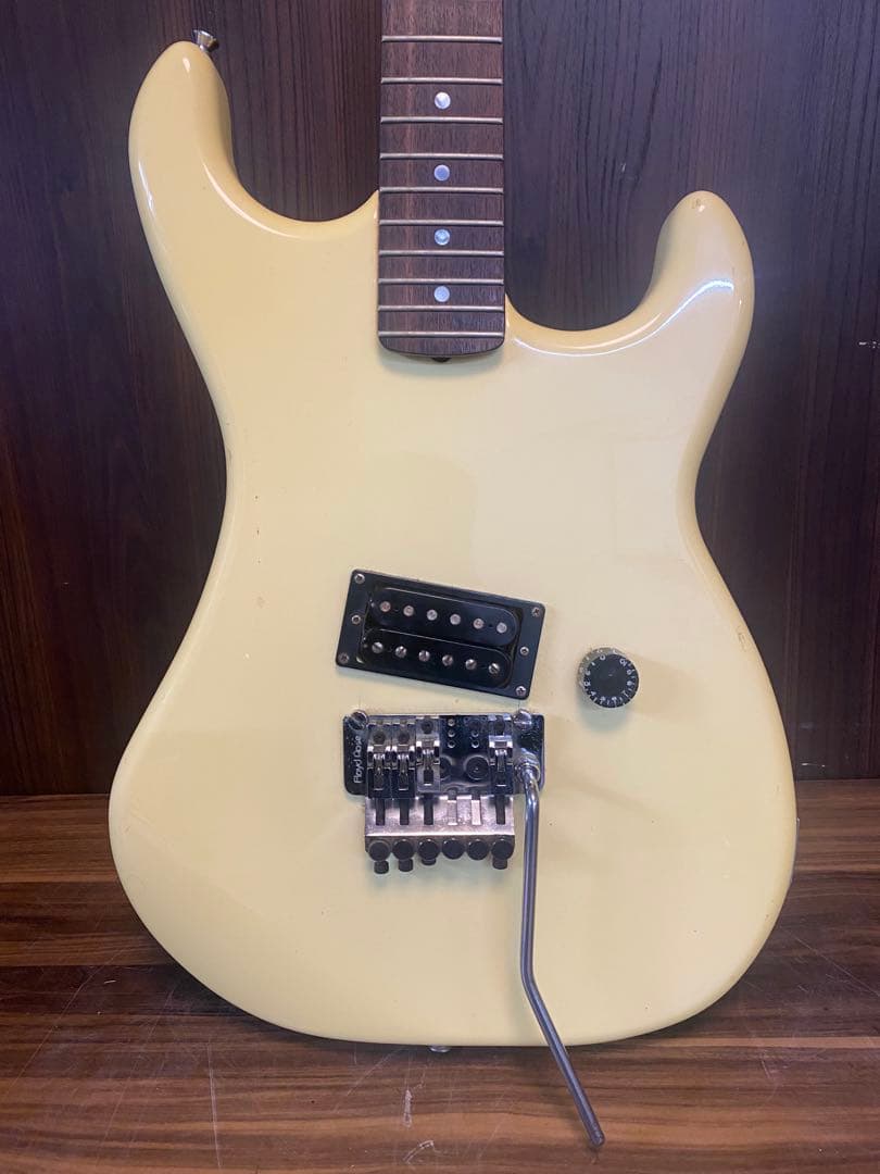 ソ*ム様 Q3081 KRAMER エレキギター F-1000 ジャンク パーツ