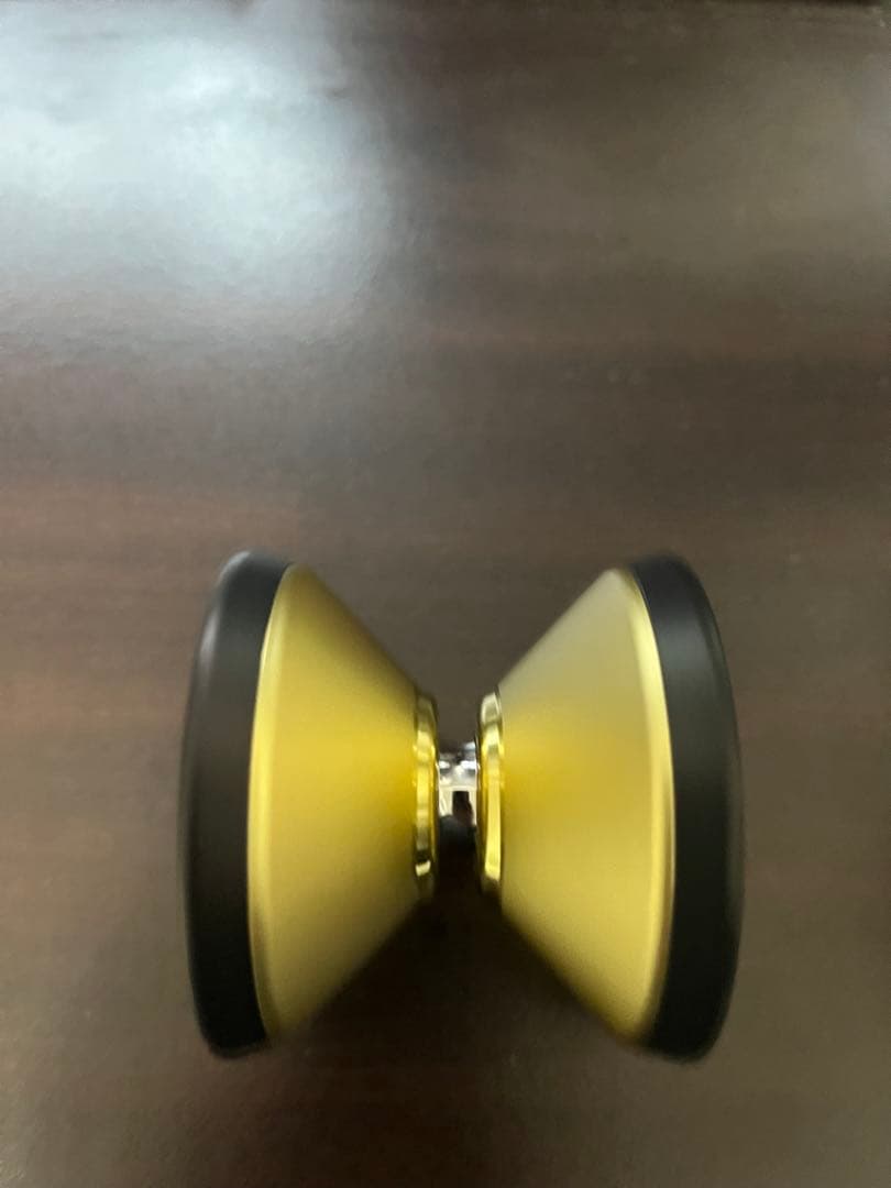 ヨーヨー　ヴァニタス（ゴールド×マットブラックリム）【岡田兄弟Edition】