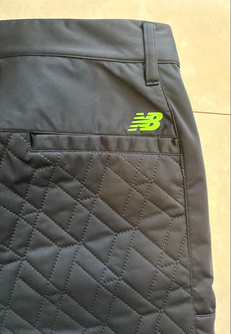 New Balance キルティングパンツ ブラック