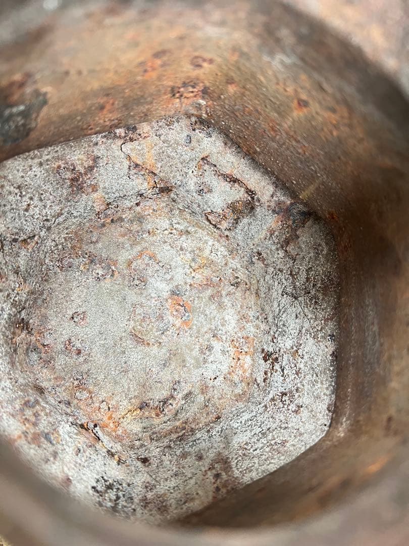 龍文堂安之助　六角鉄瓶　龍雲菊花模様　稀少