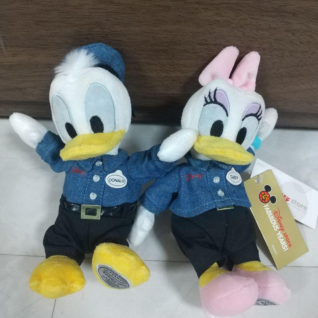 新品　タグ付き　ドナルドダッグ　デイジー　ぬいぐるみ
