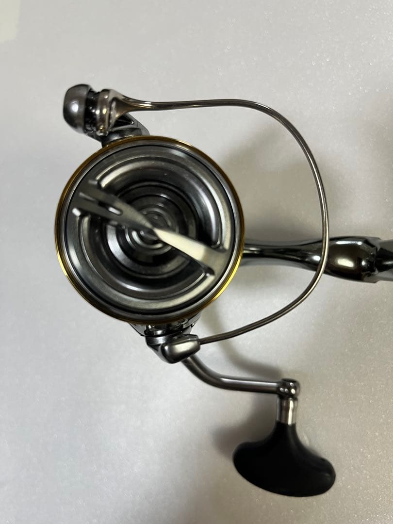 N 美品　シマノ　18ステラ　3000MHG