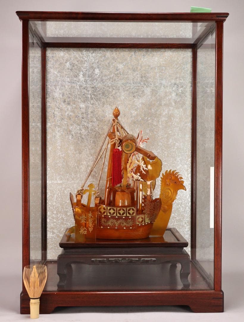 BK194　本鼈甲 「 鳳凰宝船 」 寶船　べっ甲　置物　床飾　珊瑚細工　台付