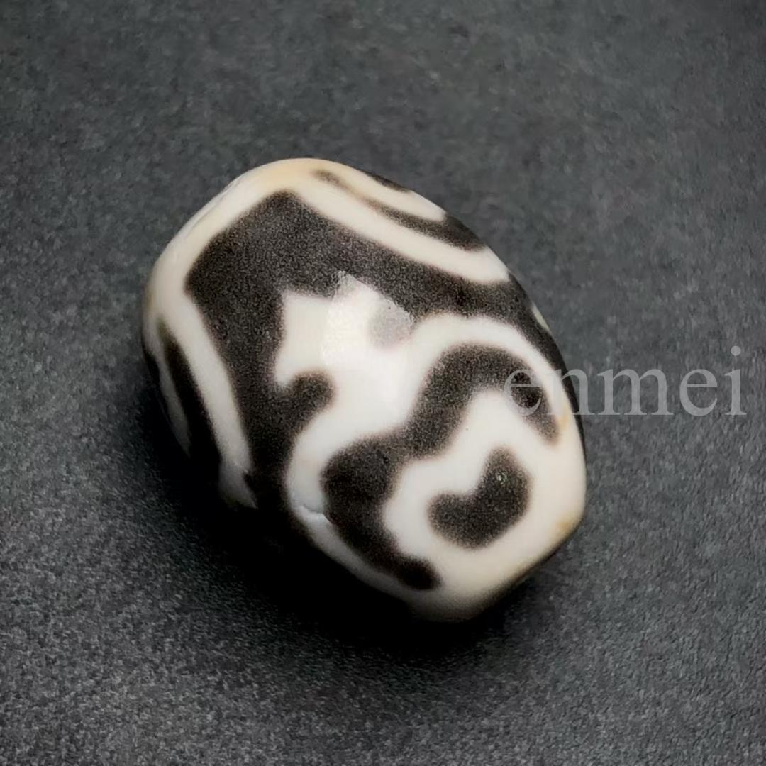 中国古美術・藏區回流・老料高油・達洛製・宝瓶天珠・西蔵工芸・瑪瑙・闢邪消災・根付