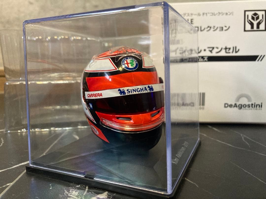 ビッグスケールF1コレクション　キミ　ライコネン　1/5 ヘルメット