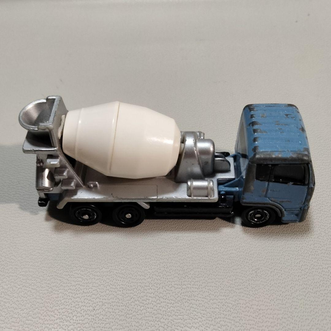 4501 トミカ 2005年 日産ディーゼル クオン ミキサー車 ルース