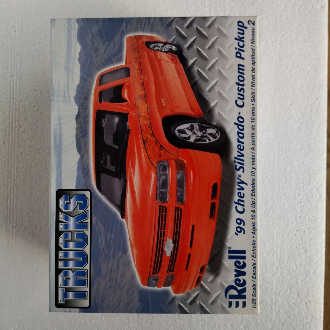 ホビー・楽器・アート 1/25 99 Chevy SiIverado Custom Pickup