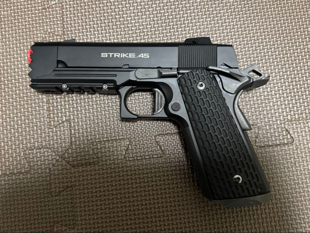 STRIKE WARRIOR ガスガン マガジン3本付き