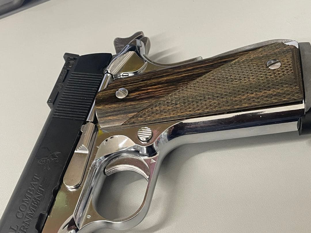 東京マルイコルトガバメント プラスチック製