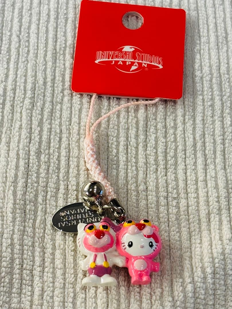 ハローキティ　ピンクパンサー　USJ限定　根付け　ストラップ　激レア！　ご当地