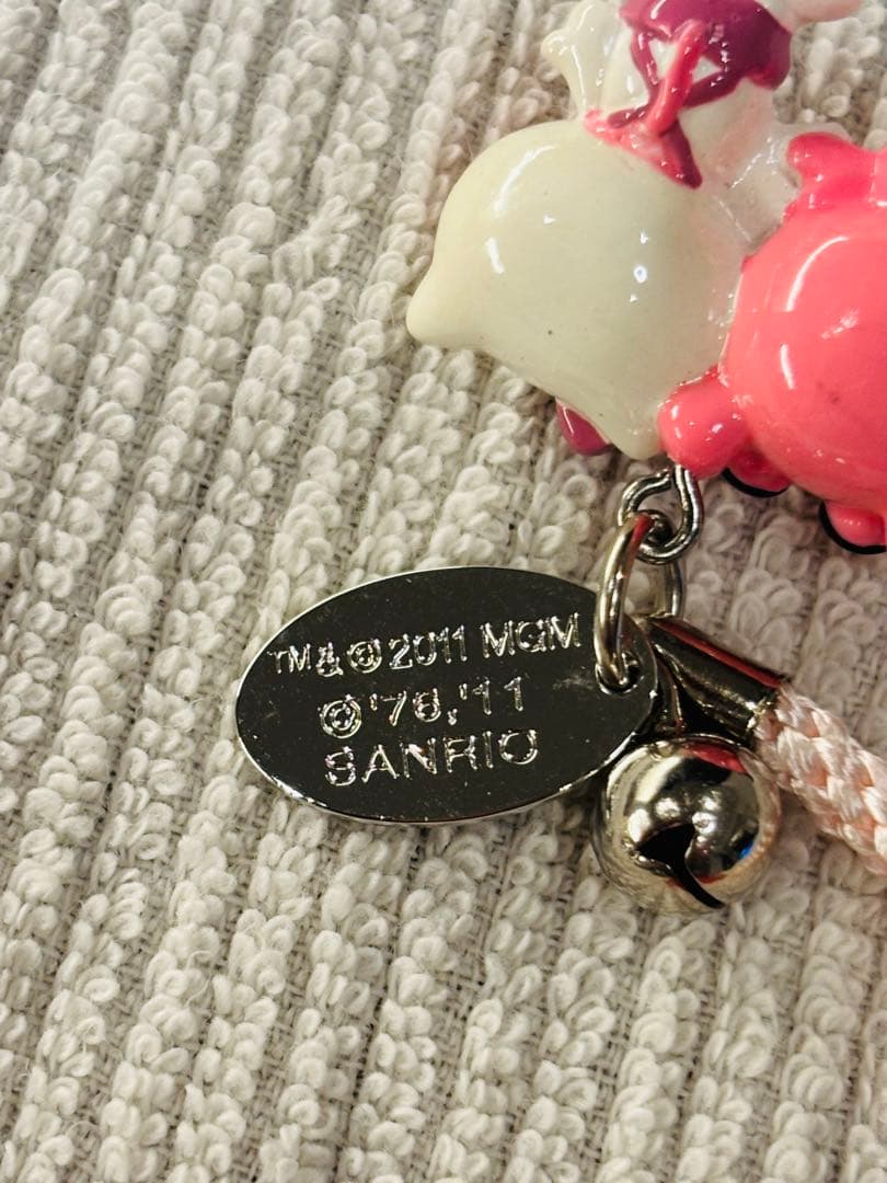 ハローキティ　ピンクパンサー　USJ限定　根付け　ストラップ　激レア！　ご当地
