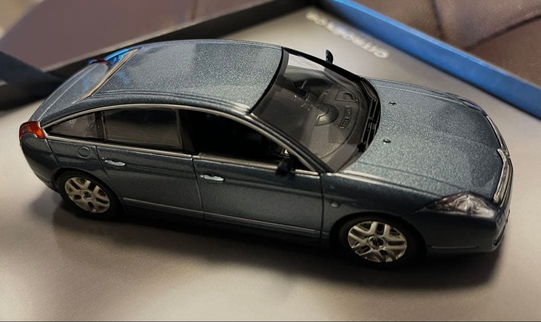 シトロエン　CITROËN C6 ミニカー グレー　新品