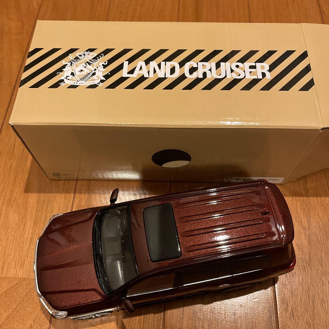 トヨタ　ミニカー　ランドクルーザー200