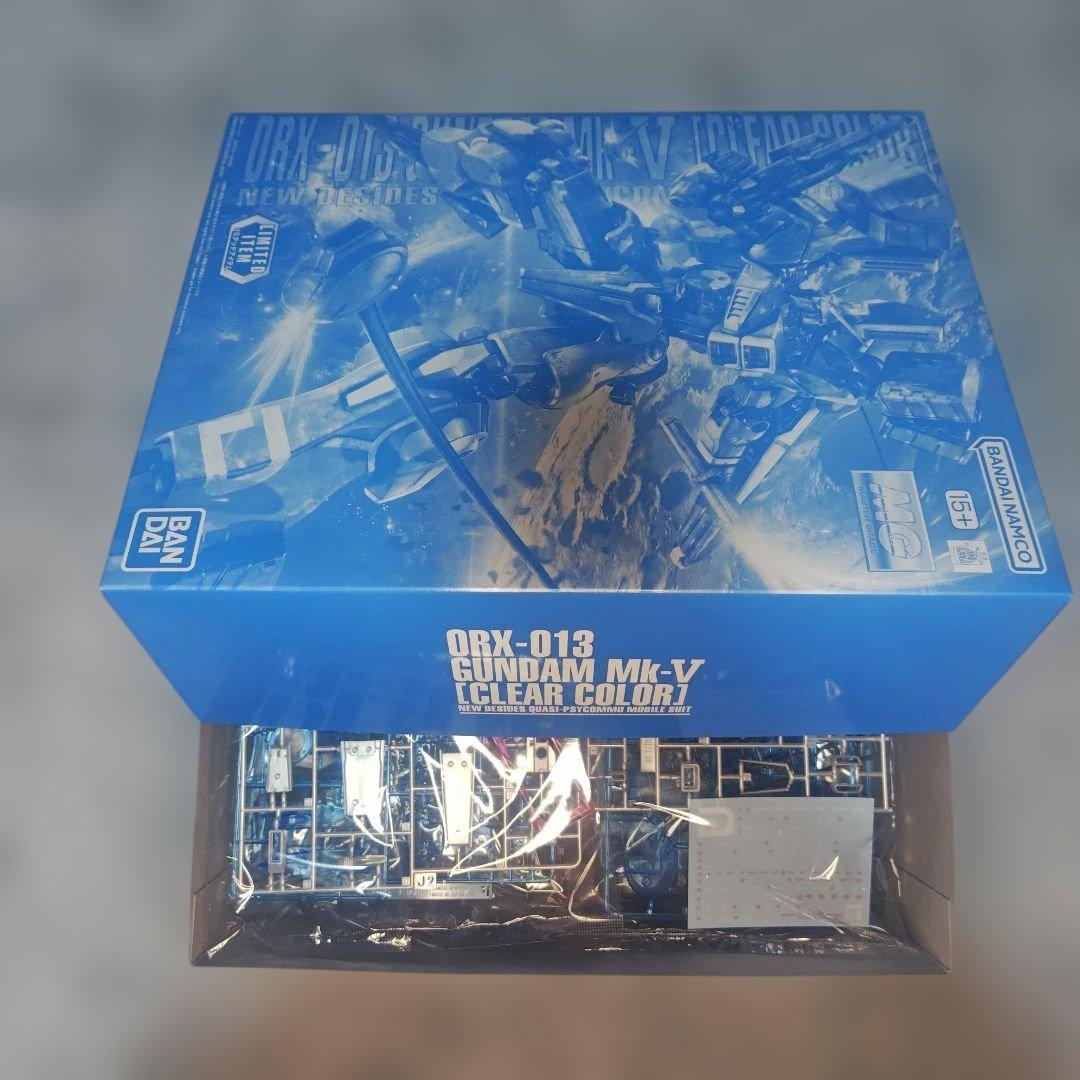 ガンプラ MG 1/100 ガンダムMk-V [CLEAR COLOR]