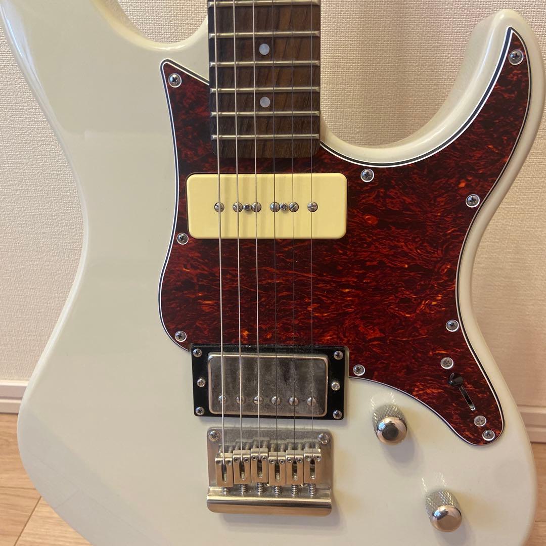 Yamaha PACIFICA 311ホワイト エレキギター