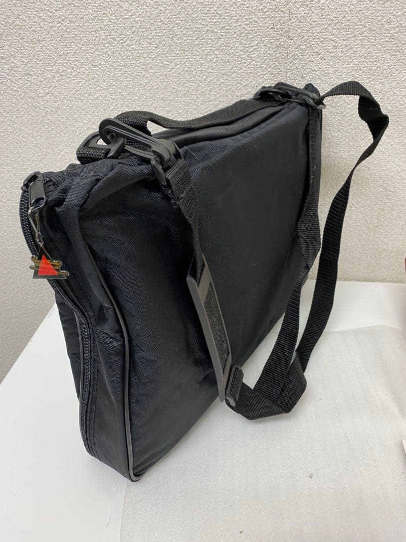 3-2704 ウォルトディズニー生誕100年　ピンバッジ・缶バッジ等グッズまとめ