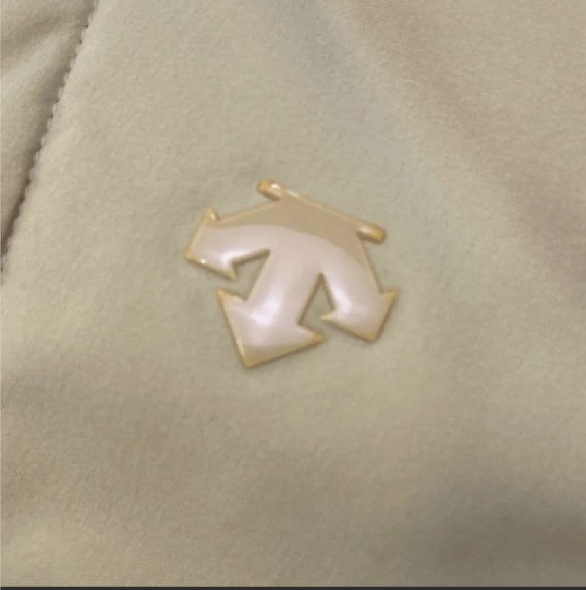 定価34320円　DESCENTE　GOLF　4WAYストレッチベスト　Lサイズ