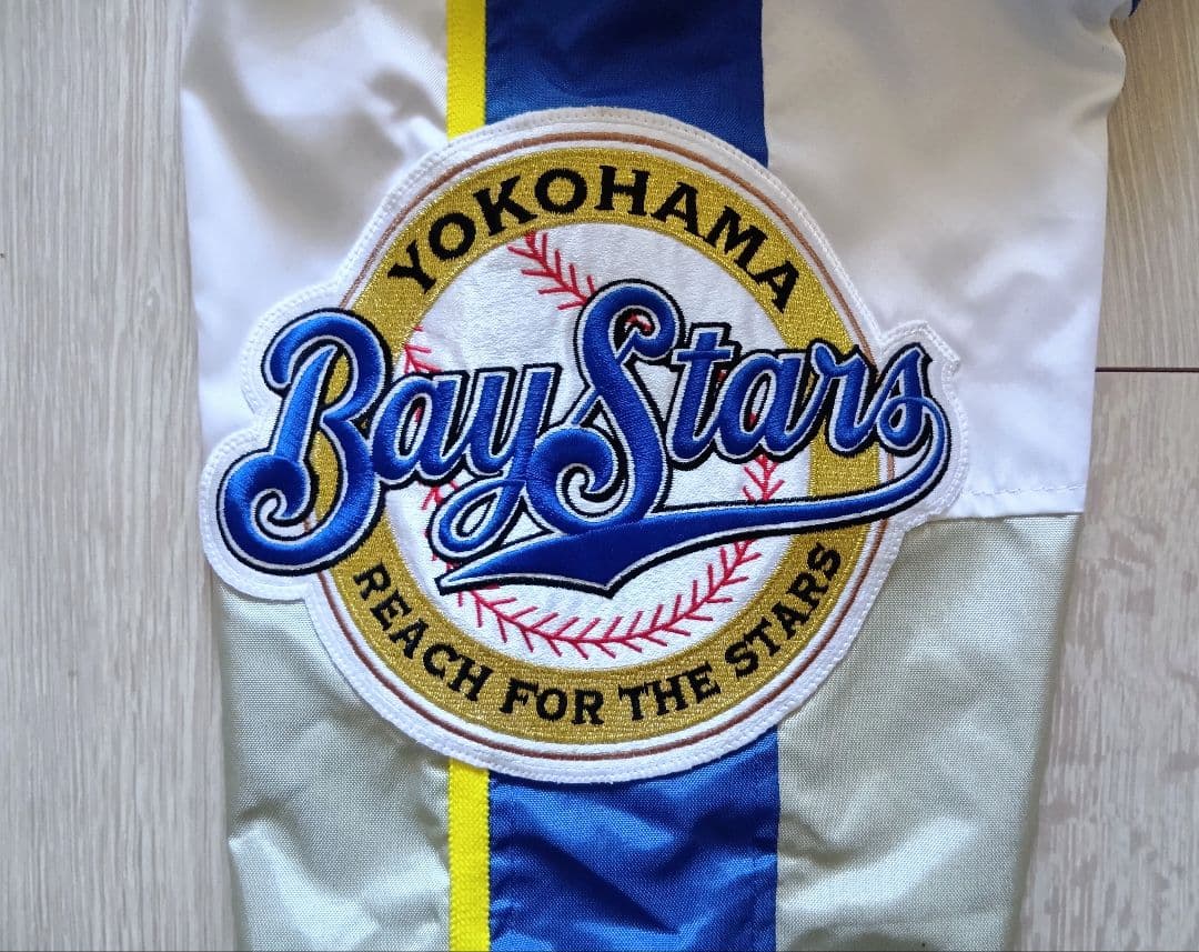 【プロモデル】横浜　ベイスターズ　グランドコート　サンアップ　デサント　M